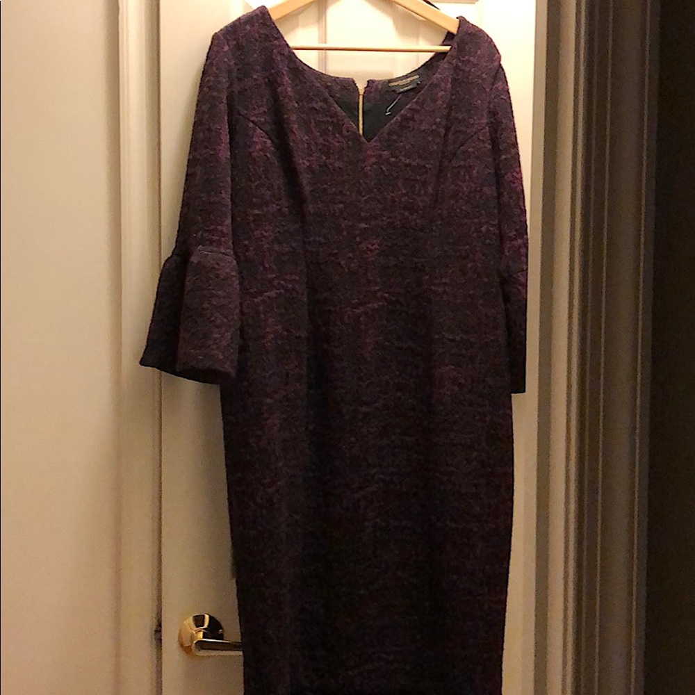 Beautiful Bell sleeve figure flattering dress